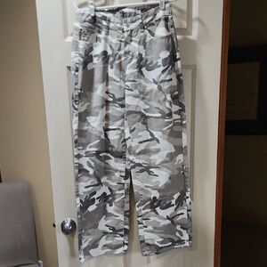 SHEIN Gray Camouflage Wide Leg Jeans